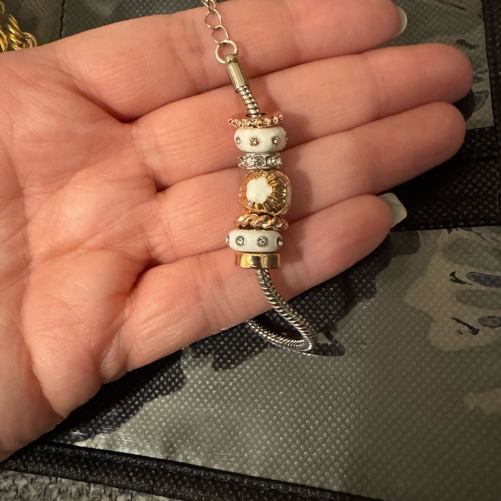 Chic Gold and Silver Beaded Bracelet
